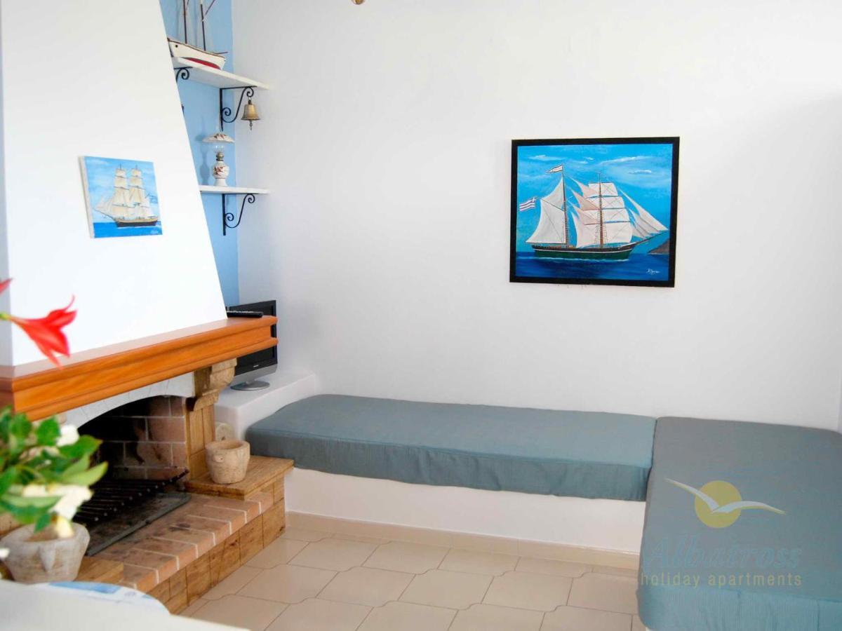 Albatross Holiday Apartments أيوس سوستيس المظهر الخارجي الصورة